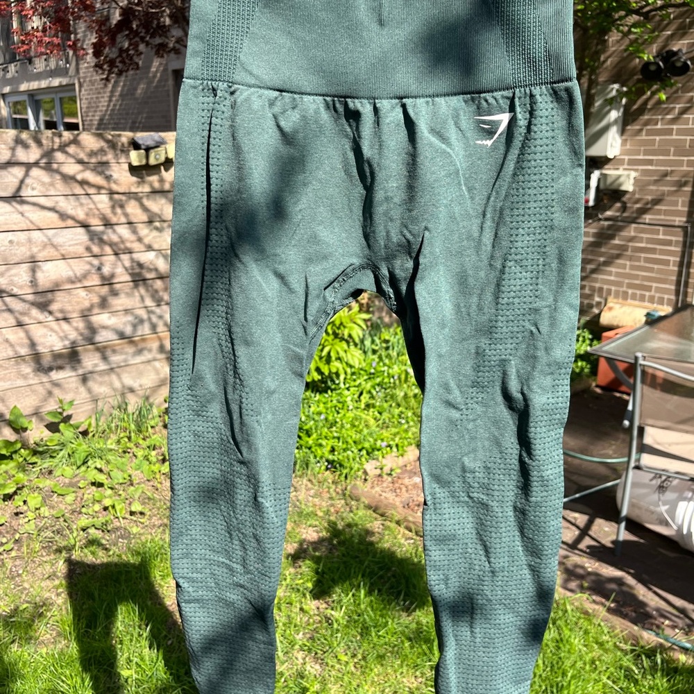 Green Gymshark Leggings